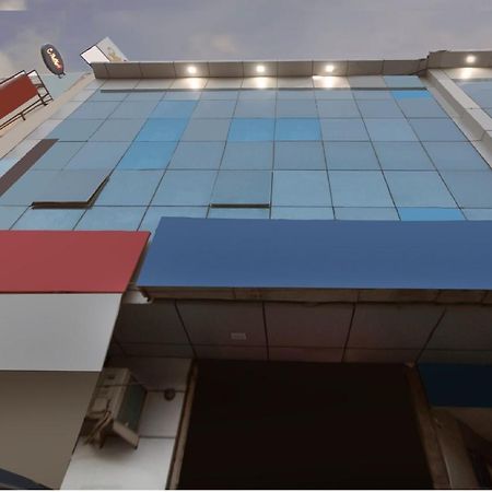 Oyo 77158 Hotel Swastik Palace Bhiwandi Екстер'єр фото