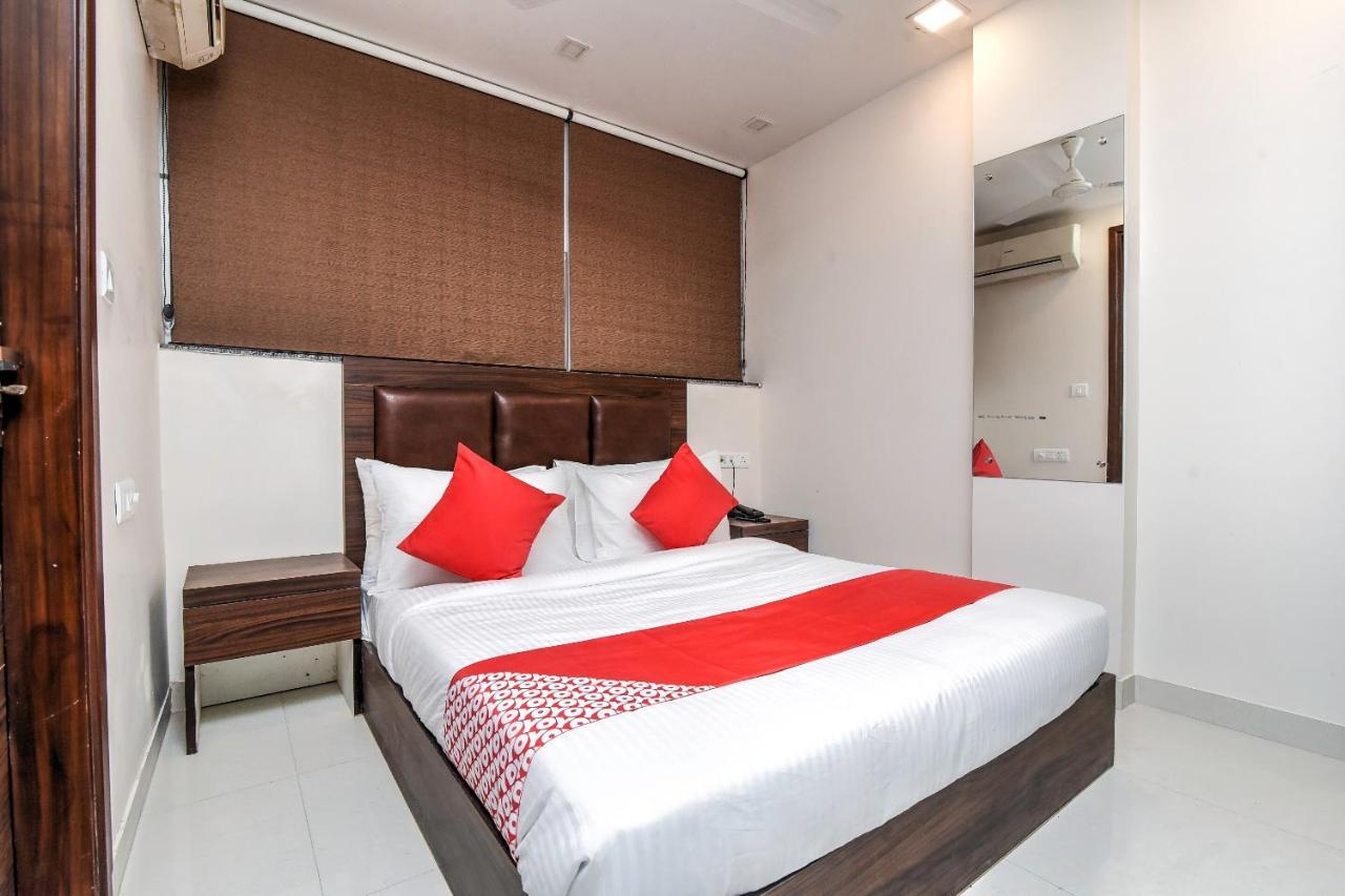Oyo 77158 Hotel Swastik Palace Bhiwandi Екстер'єр фото