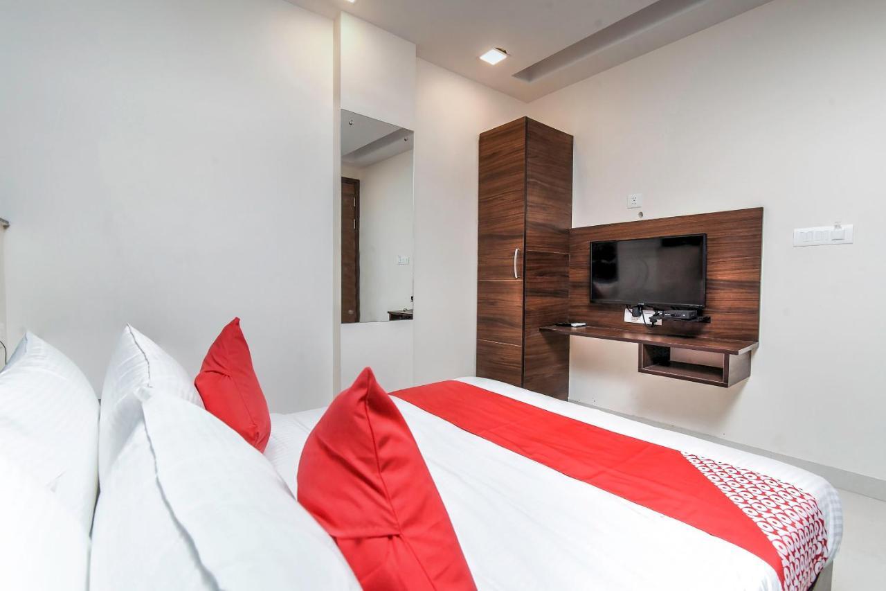 Oyo 77158 Hotel Swastik Palace Bhiwandi Екстер'єр фото
